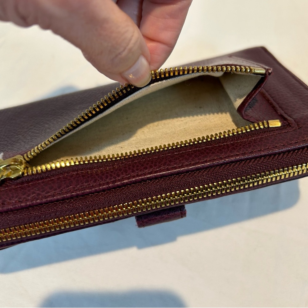 MARK & GRAHAM NWOT Wine Red Pebbled Leather Large Zip Around Wallet IPhone slot - Picture 9 of 16